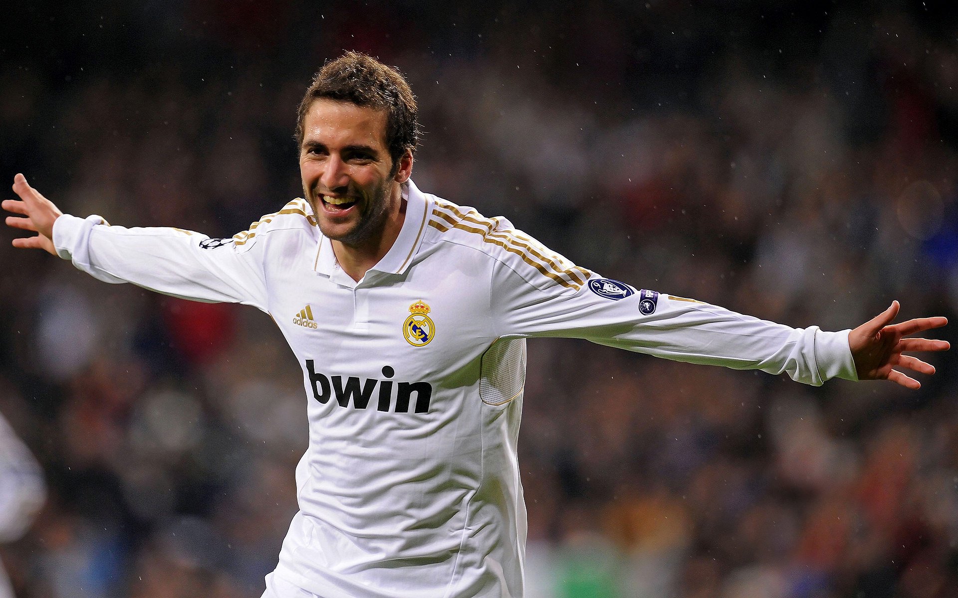 世界女足大赛绽放光芒，中外球员齐聚一堂，世界女足中国排名